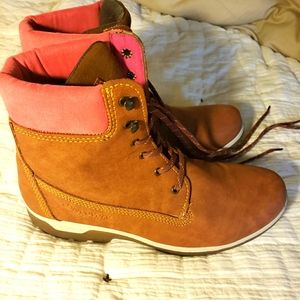 Discovery Expedition Hiking Boots